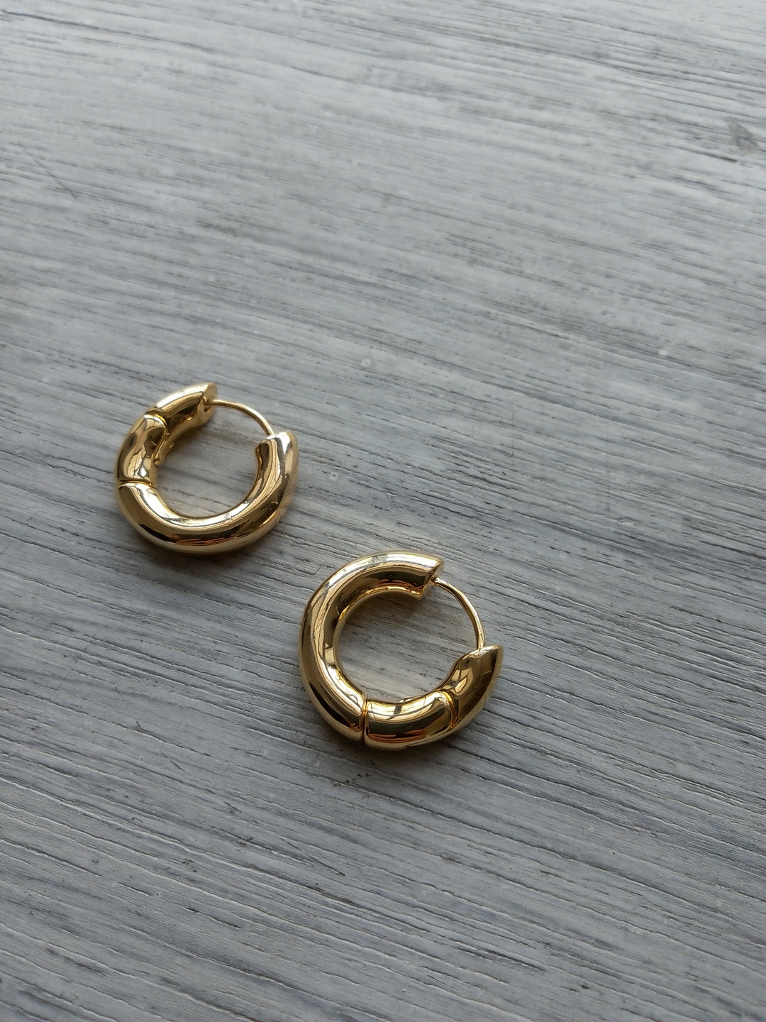 Everyday Gold Bali Earrings