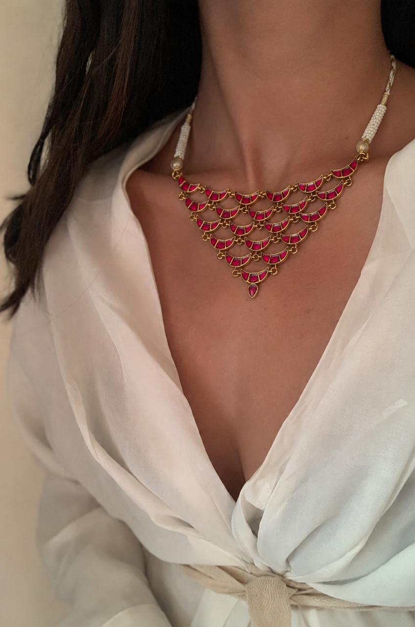 Gulabi chand necklace
