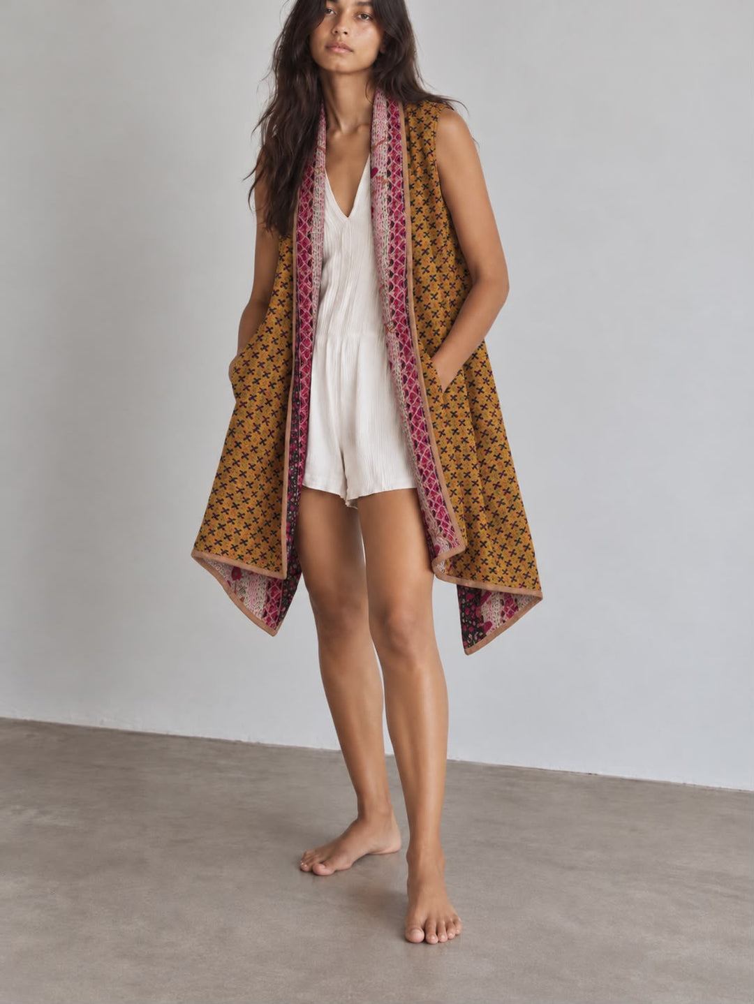 Reversible kantha cape