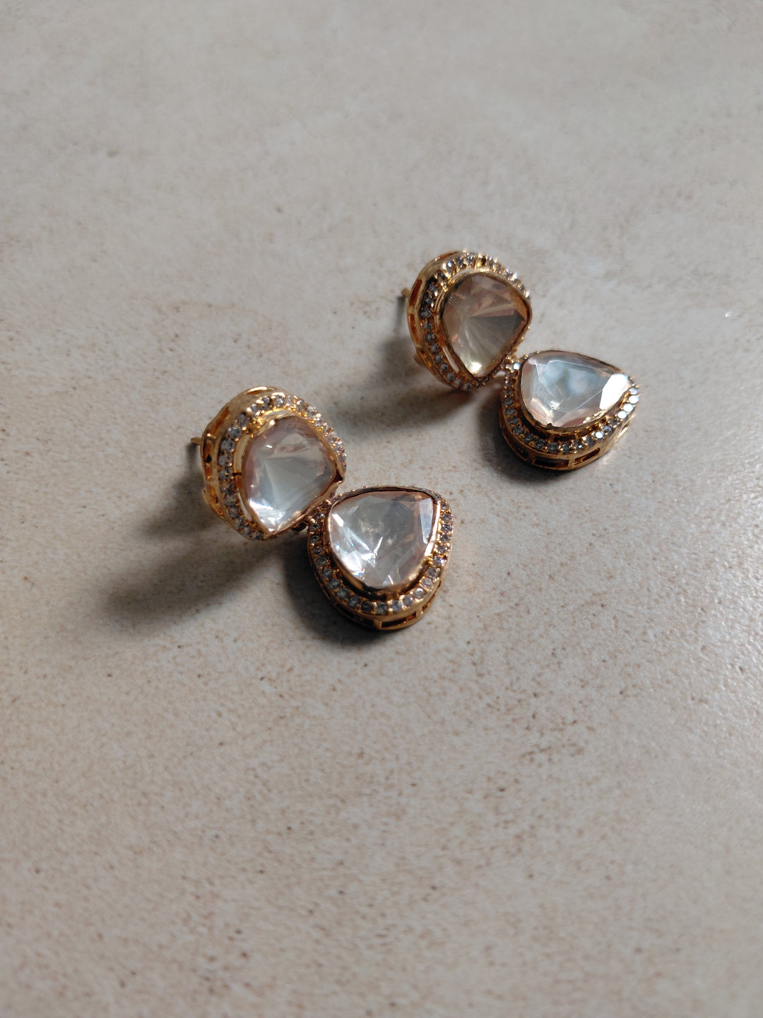 Sara crystal earrings