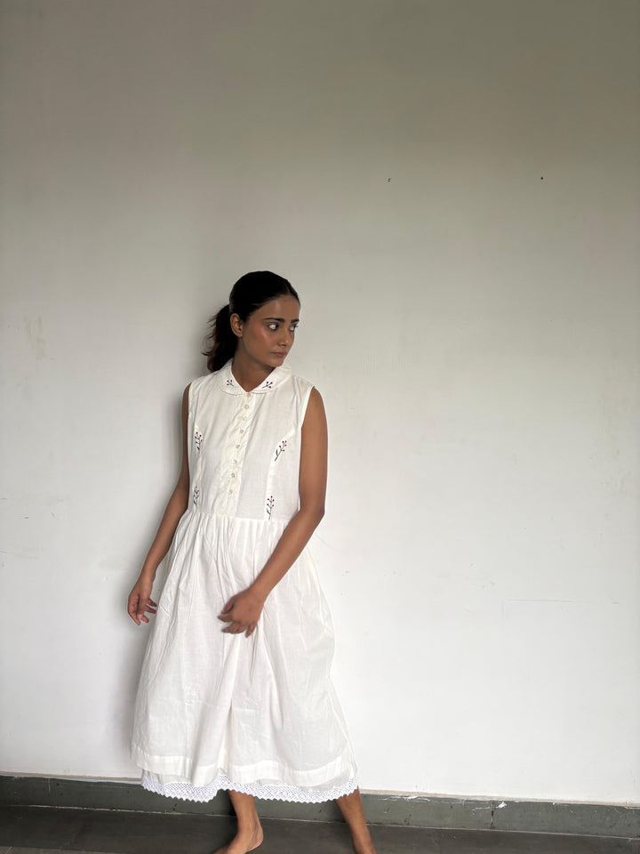 18 century Dress white