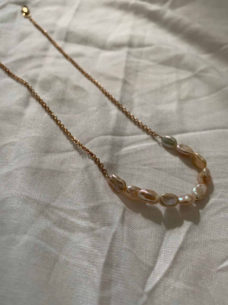 Pebble Pearl Necklace