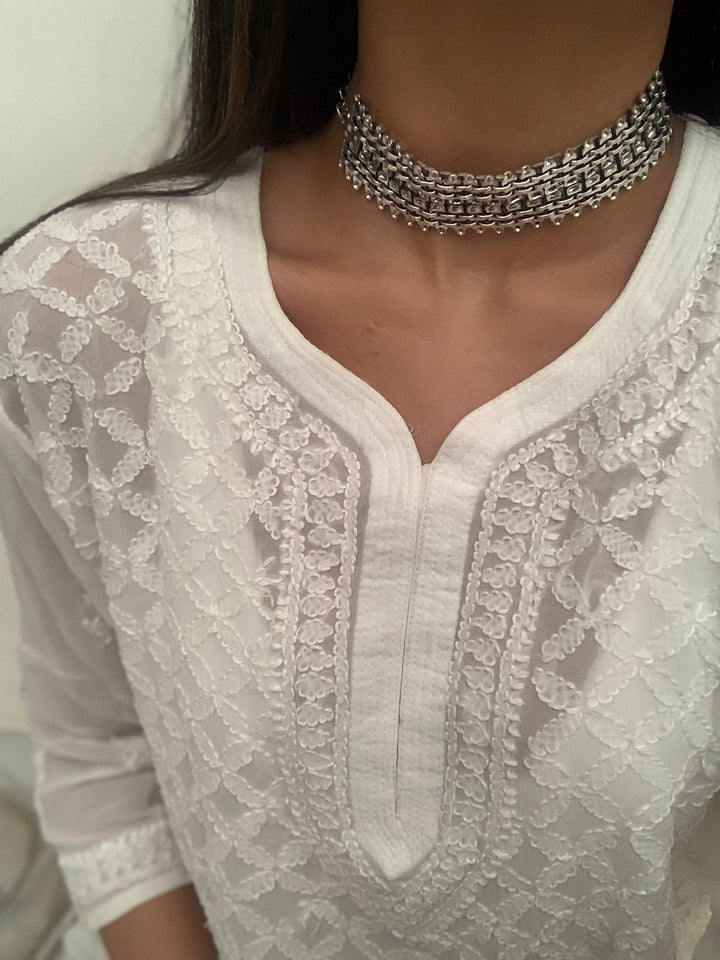 Saha Choker Necklace