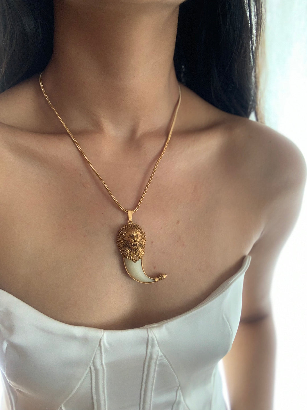 Lions Tooth Necklace - Main Image