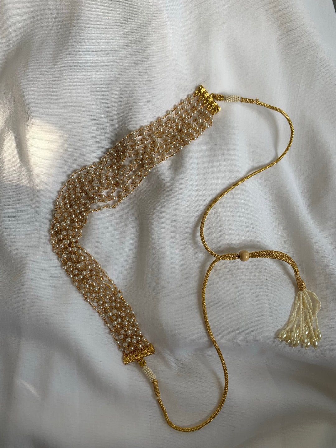 Innayat Pearl Necklace