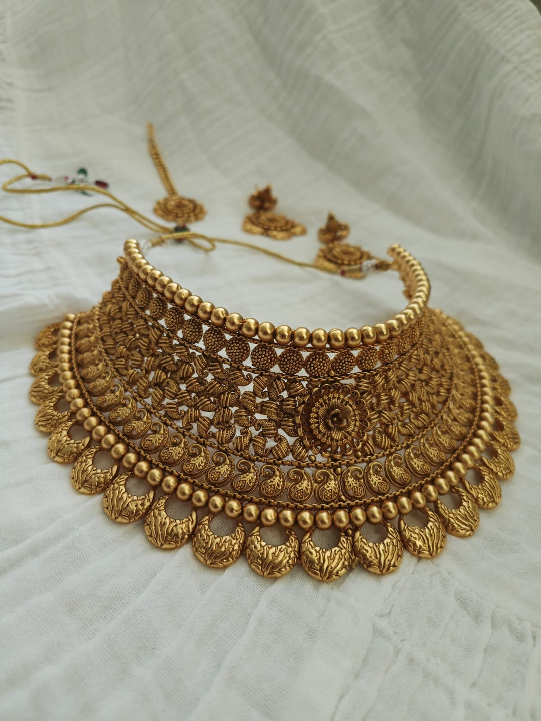 Oak Koka Necklace Set