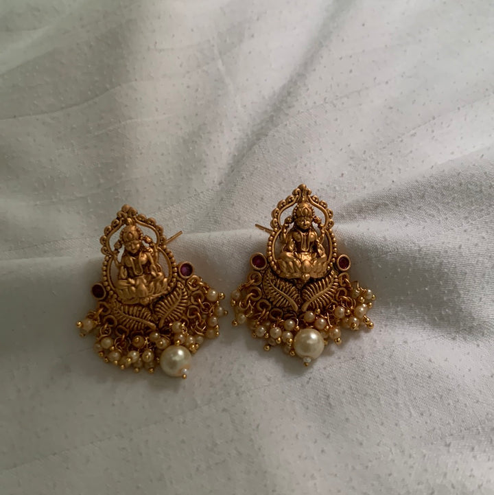 Aisa Earrings