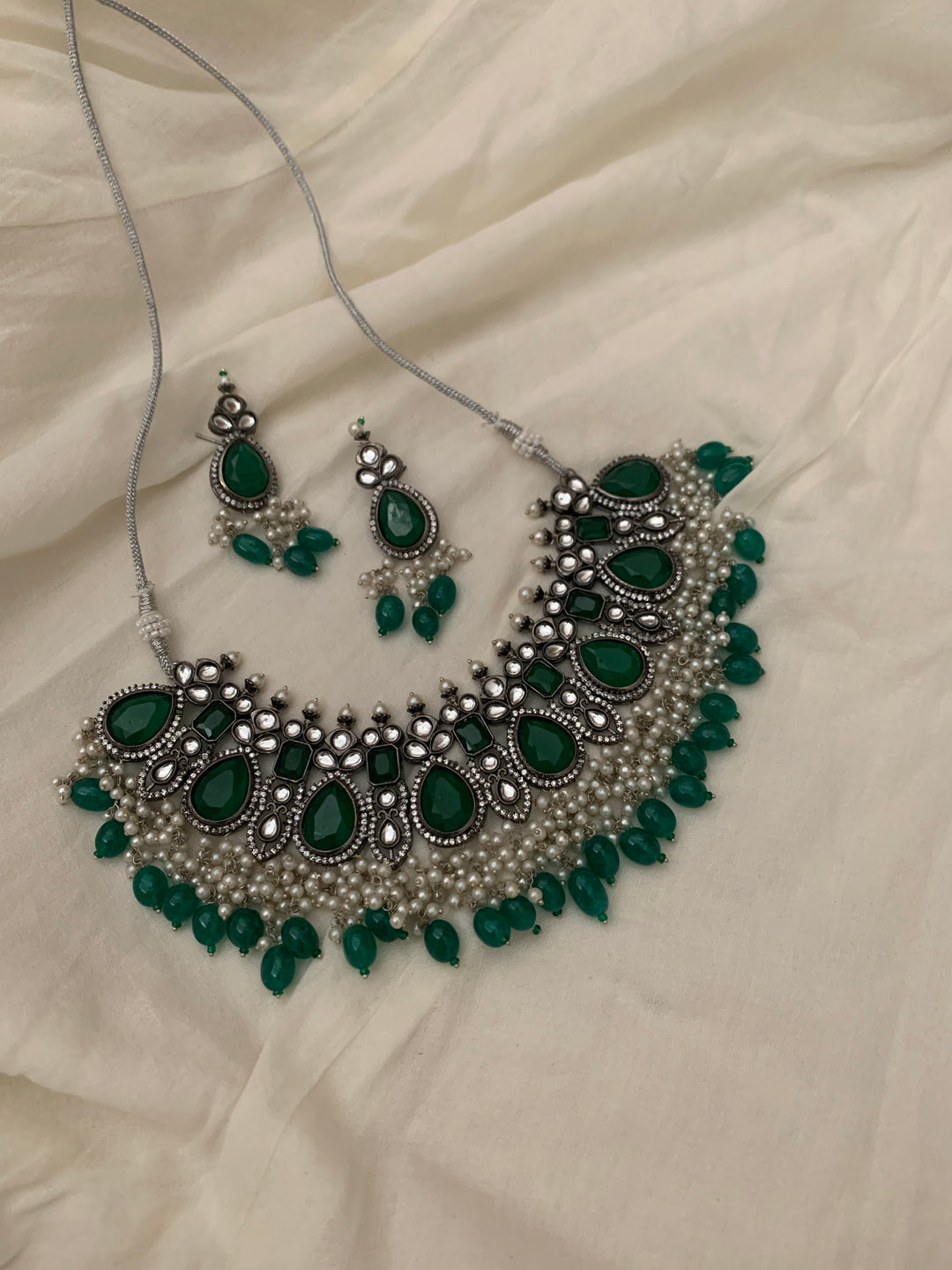 Anjini Necklace Set