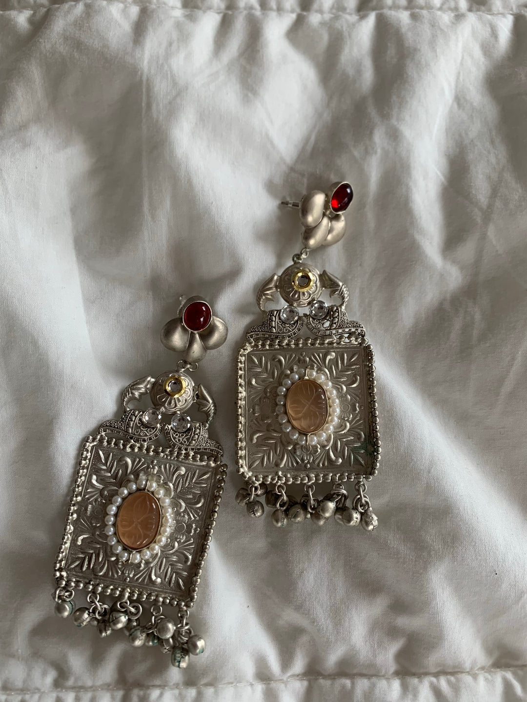 Pushteni Earrings