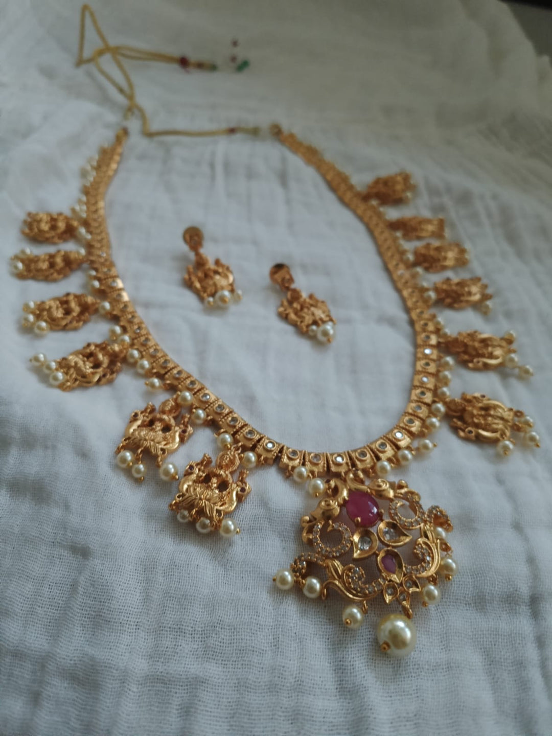 Sal Necklace Set