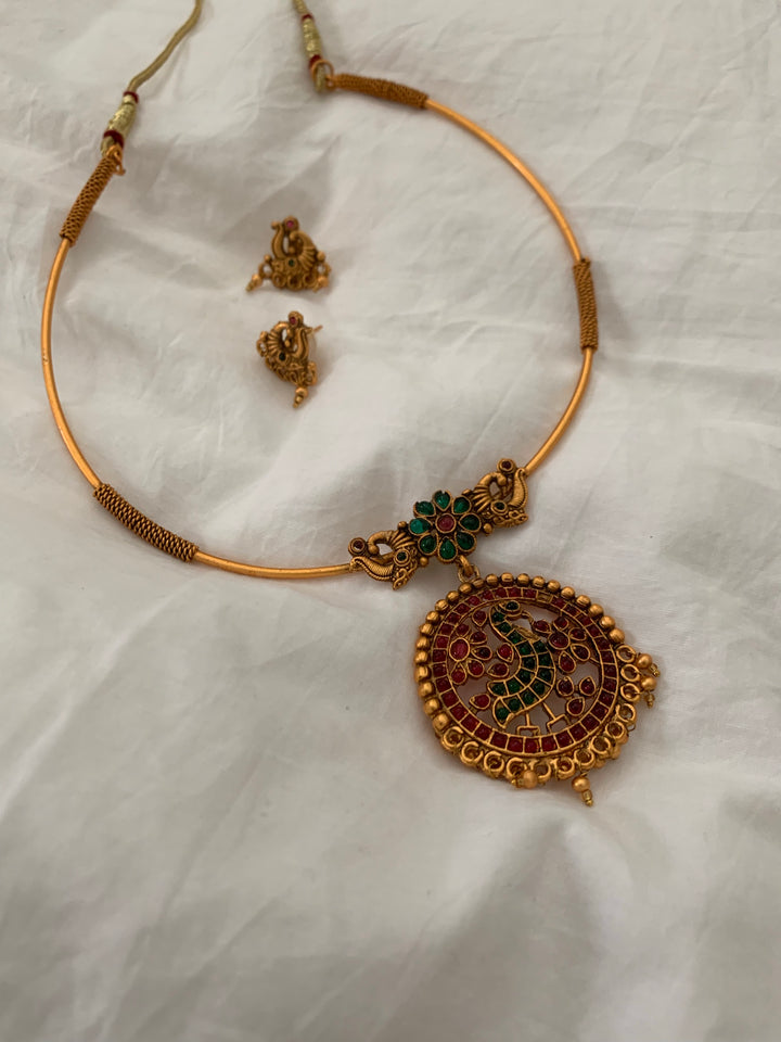 Tola Necklace Set