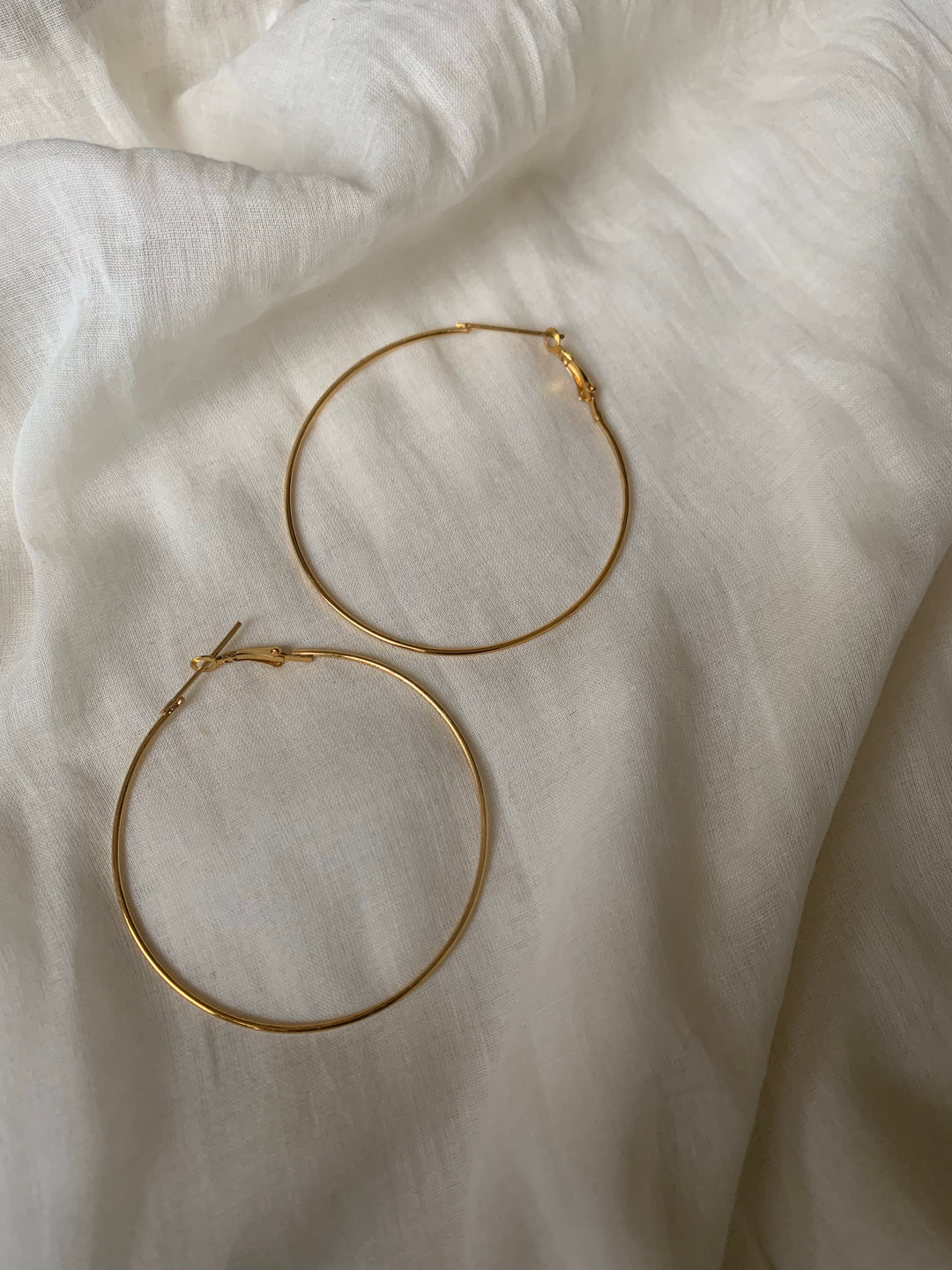 Classic O Hoop Earrings