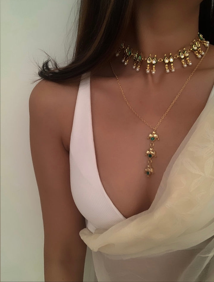 Petal Pearl Choker Necklace