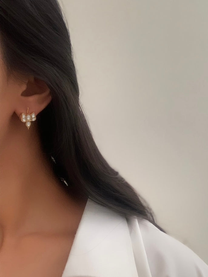 Kumud Stud Earrings