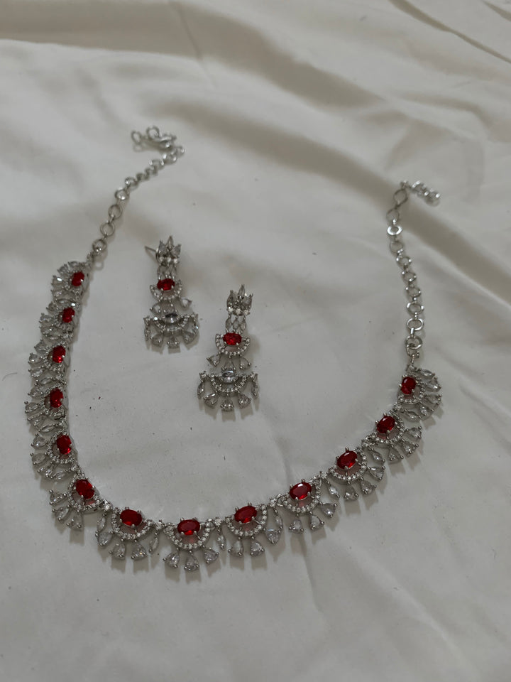 Catlin Necklace Set