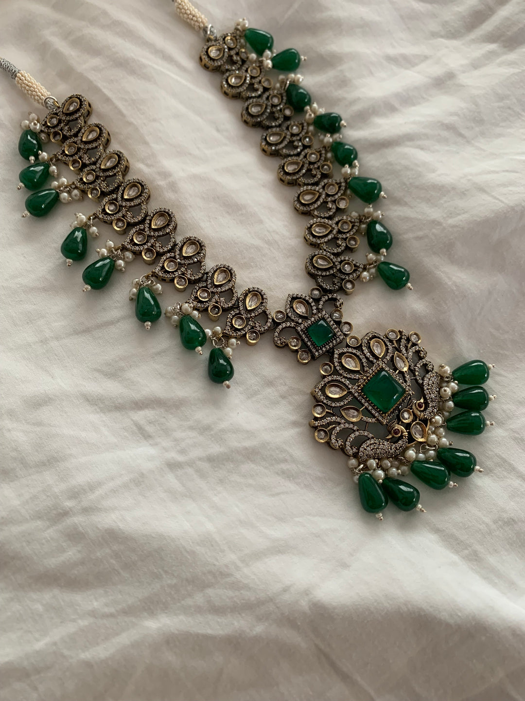 Dia Green Necklace