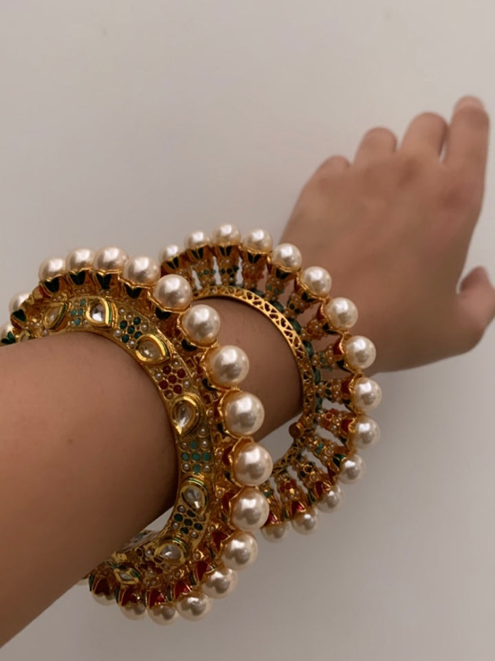 Maina Pearl Bracelet