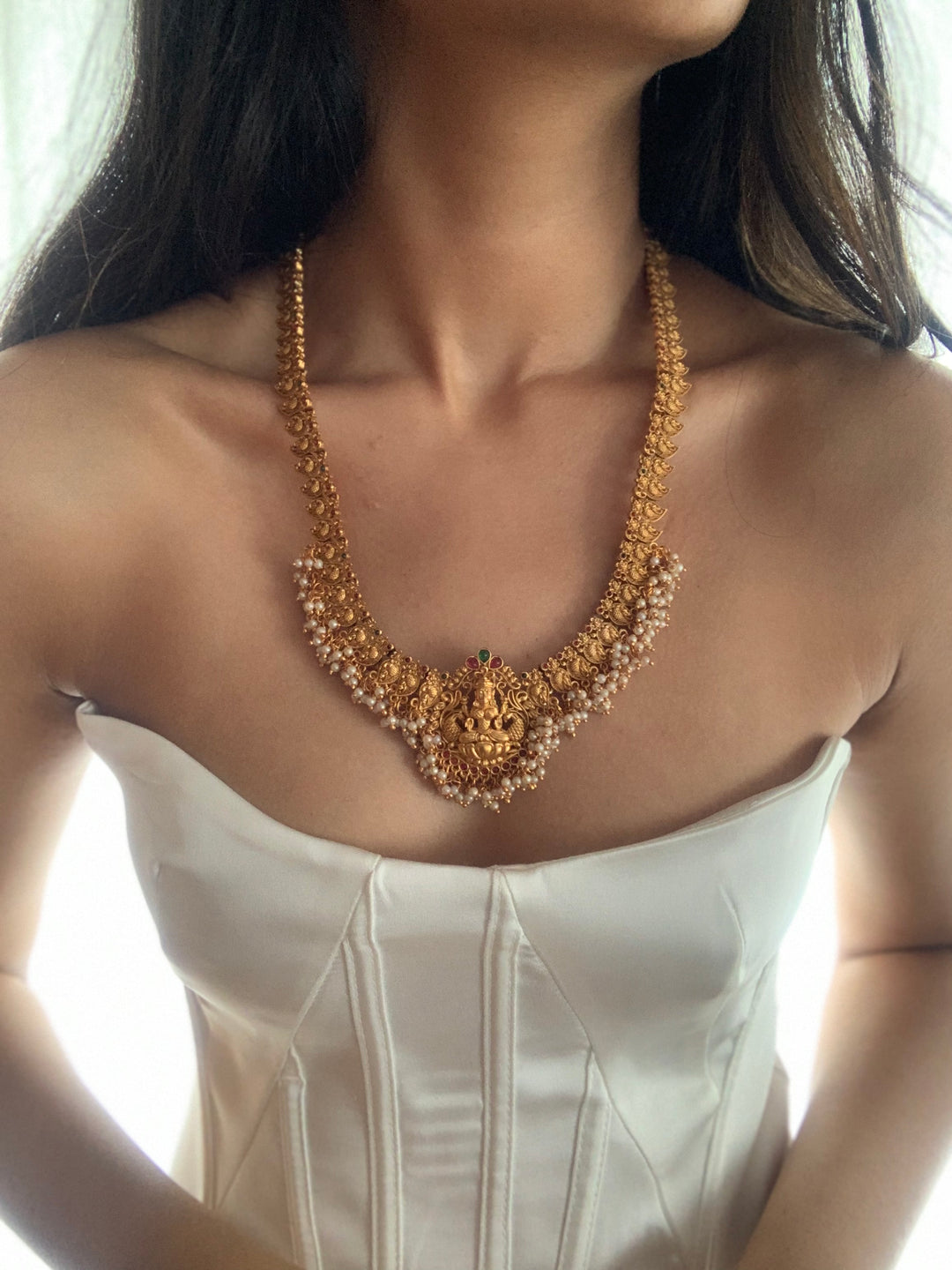 Sakshi Necklace