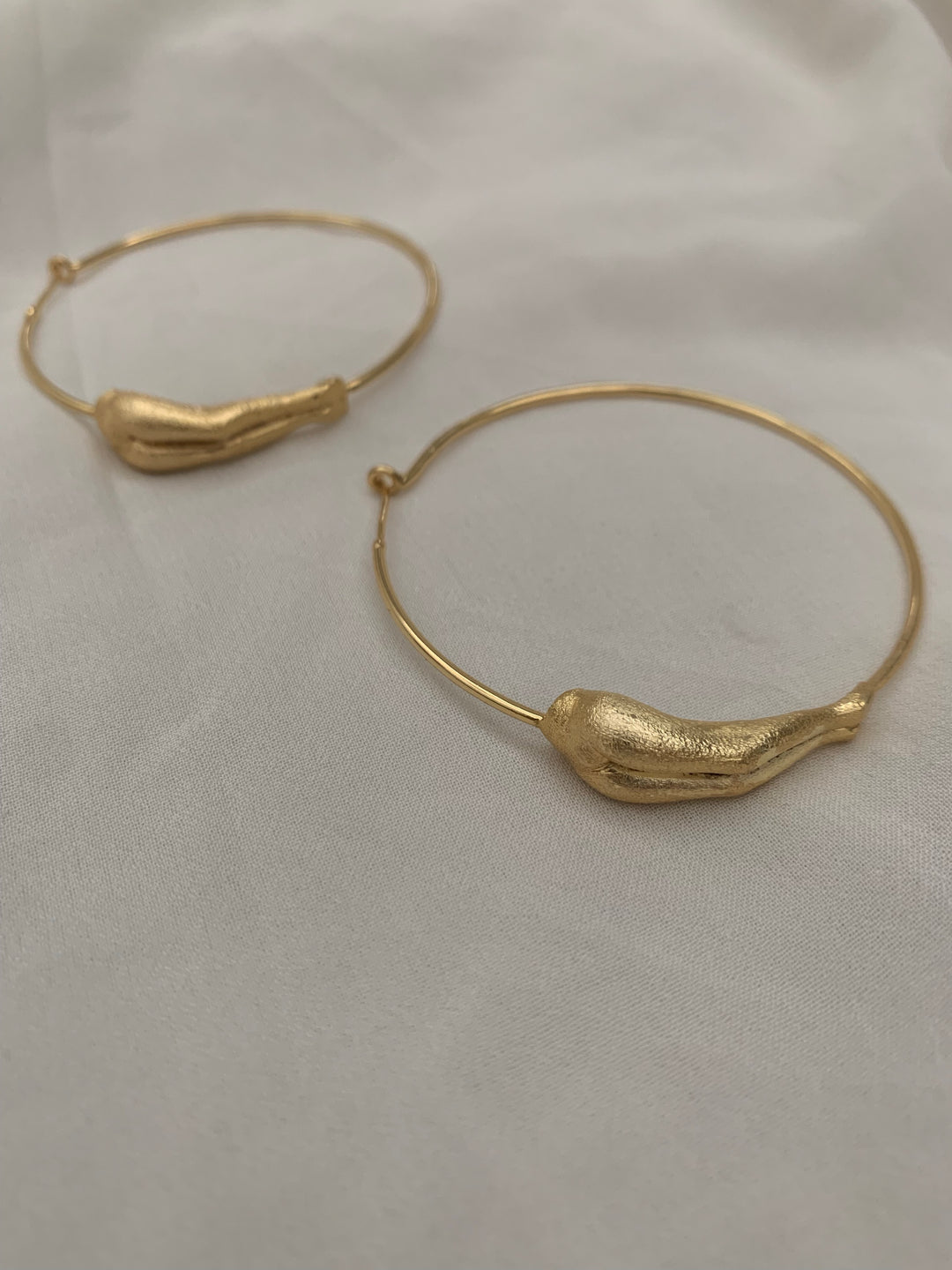 Dive Hoop Earrings