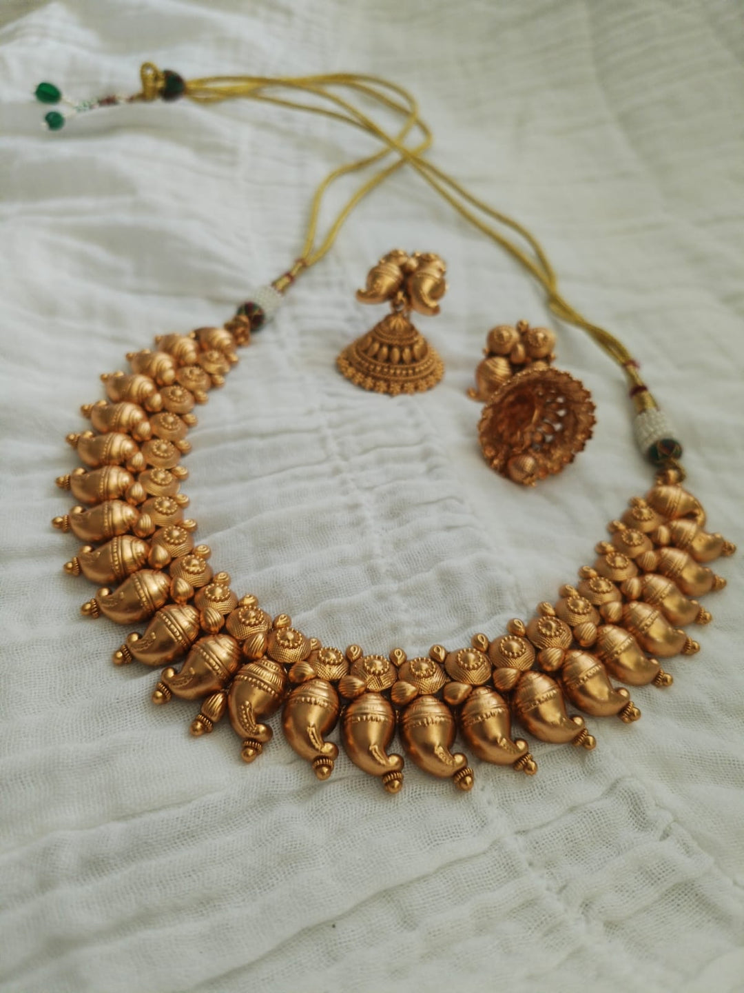 Olive Nut Necklace Set