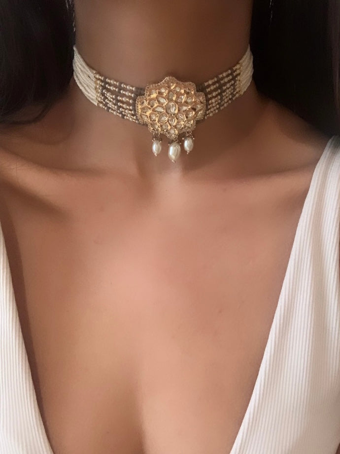 Soha Choker Necklace