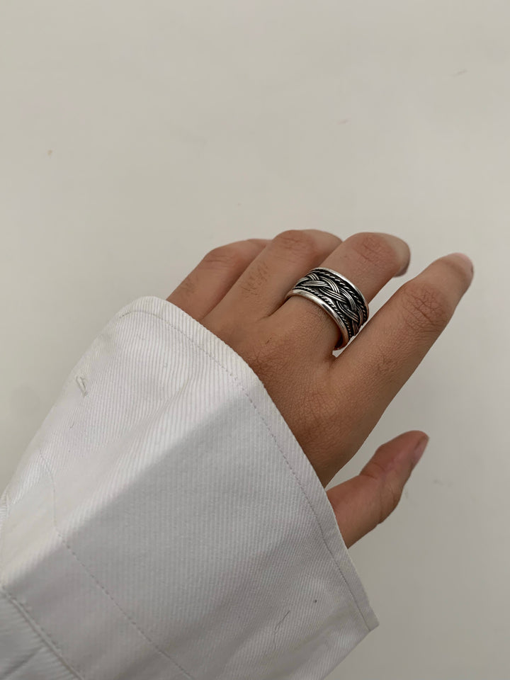 (PKR 40) Ring