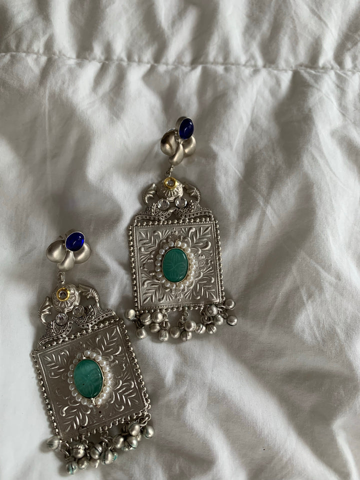 Pushteni Earrings