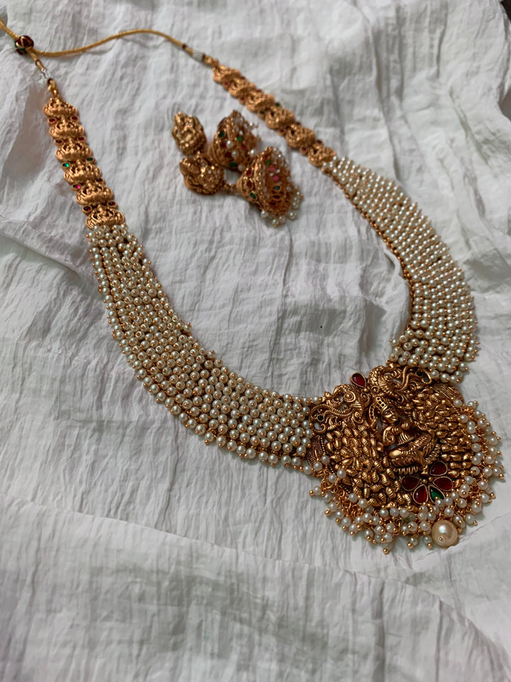 Pearl Goddess Necklace Set