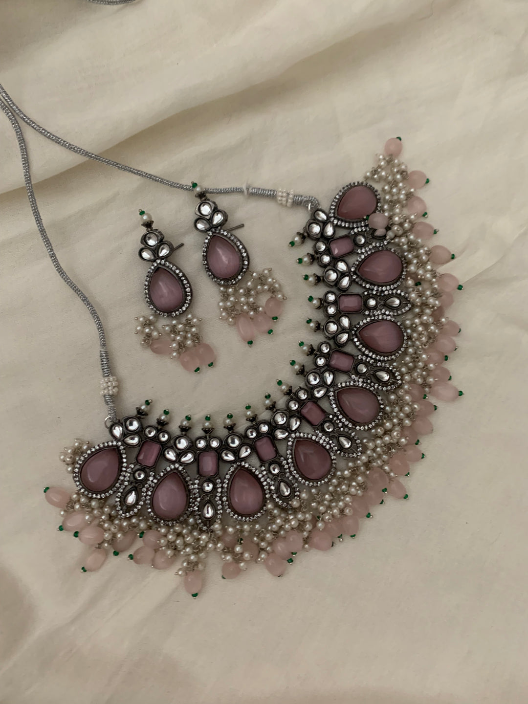 Anjini Necklace Set