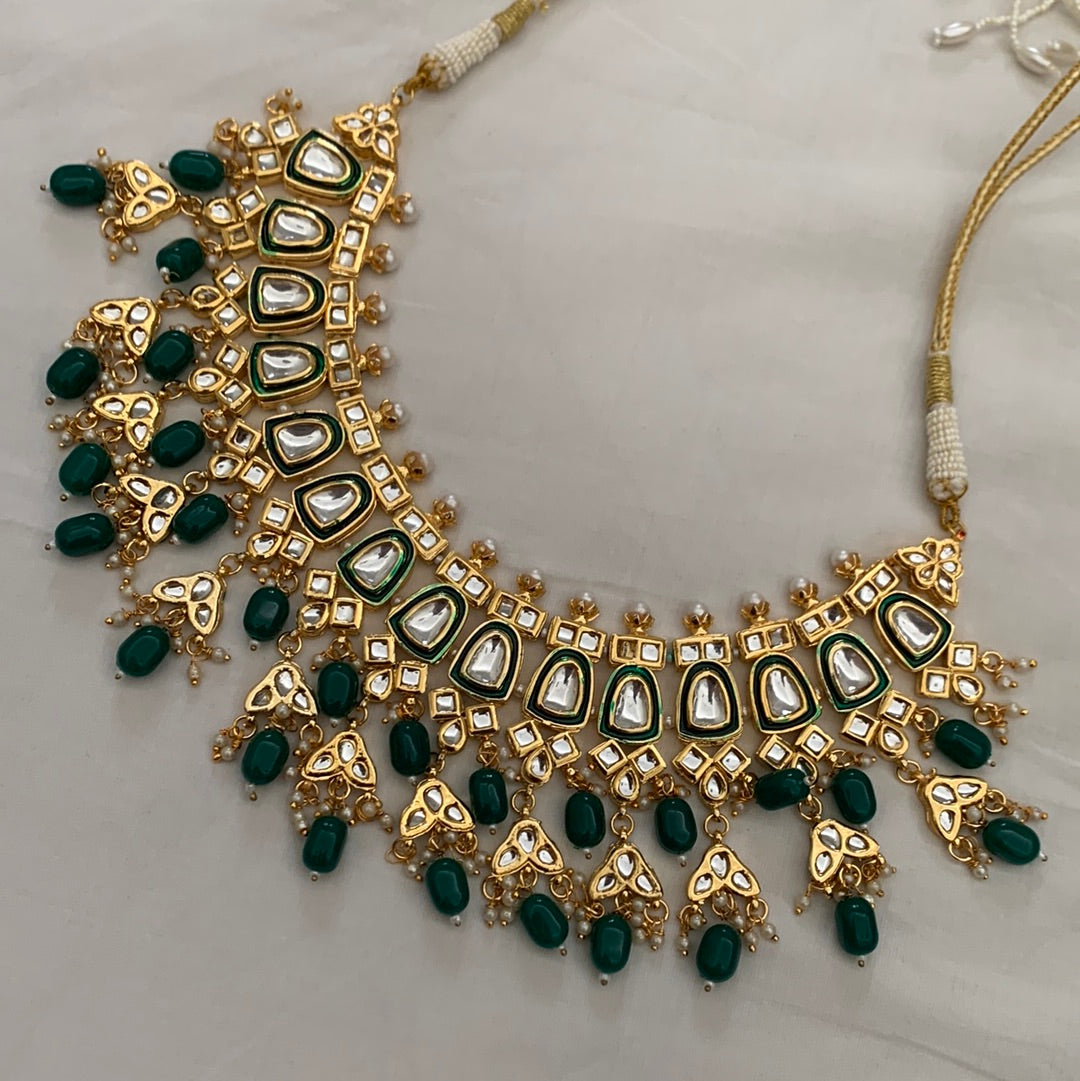 Pra Necklace Set