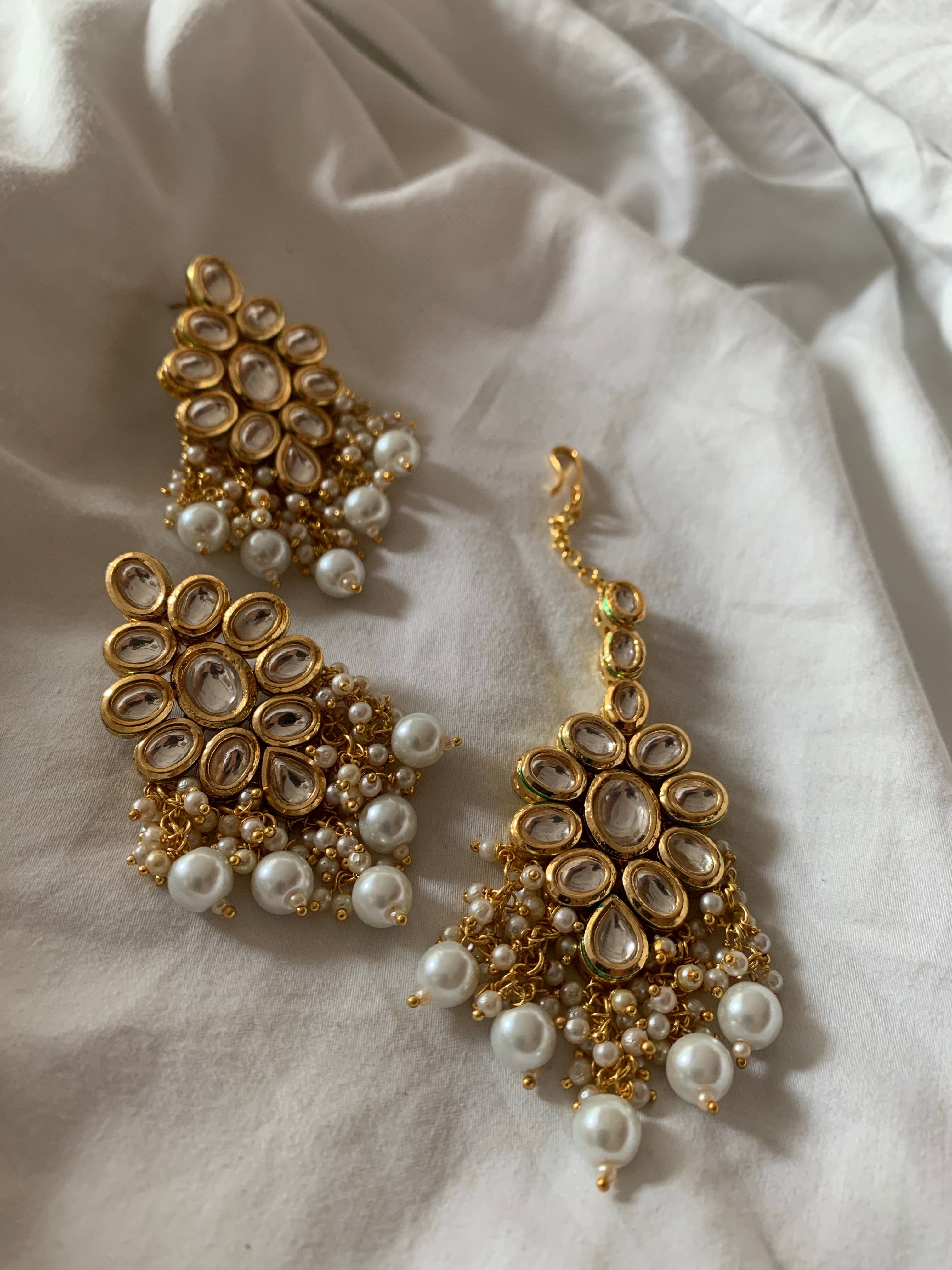 Iqra earrings and maangtikka – Dhora India