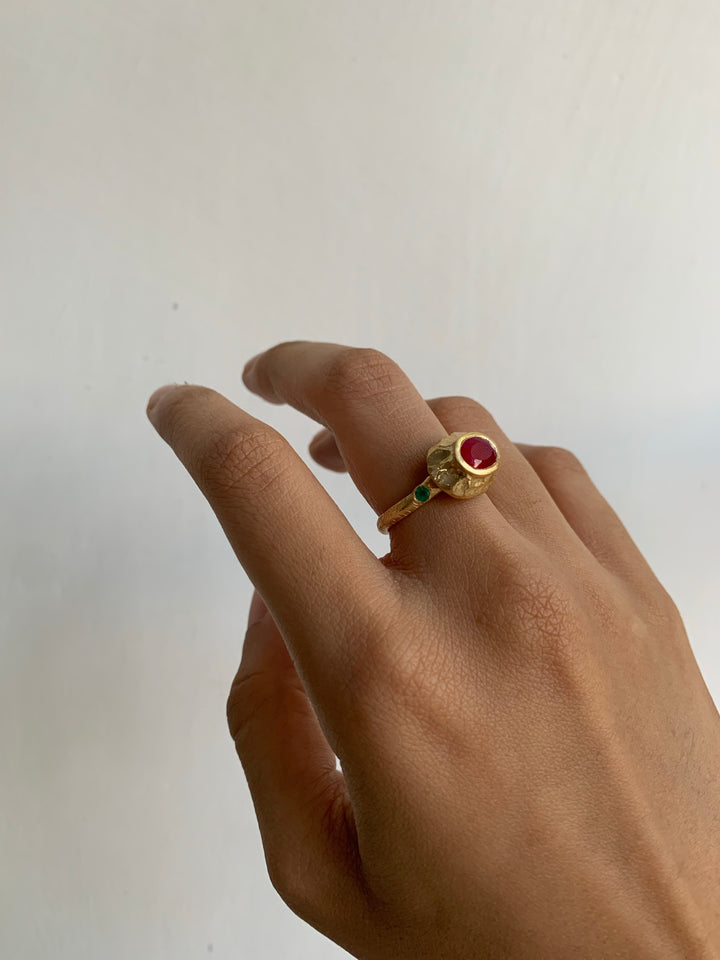 Mainadevi Cap Ring