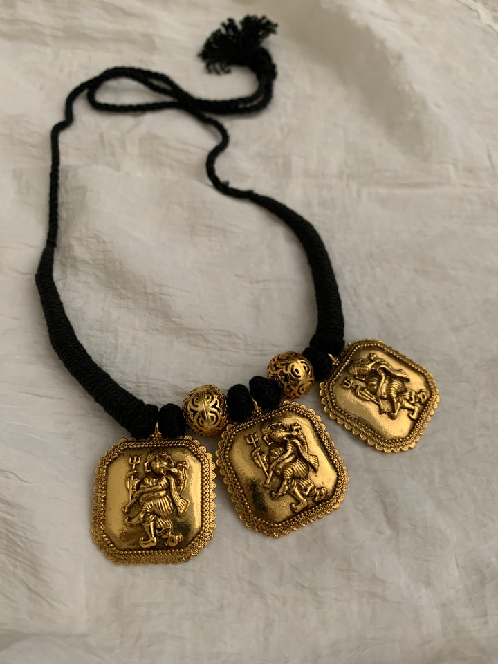 Singha Necklace